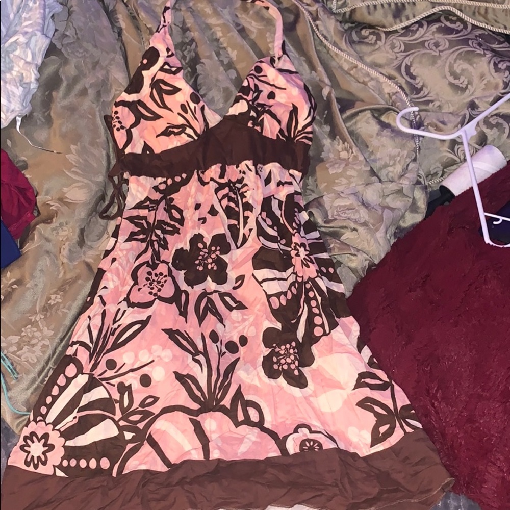 Short speechless dress